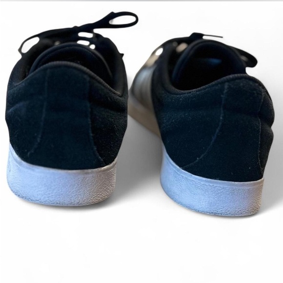 Adidas Women’s Black Suede Sneakers with Silver Stripes, Size 8.5 - Picture 6 of 7